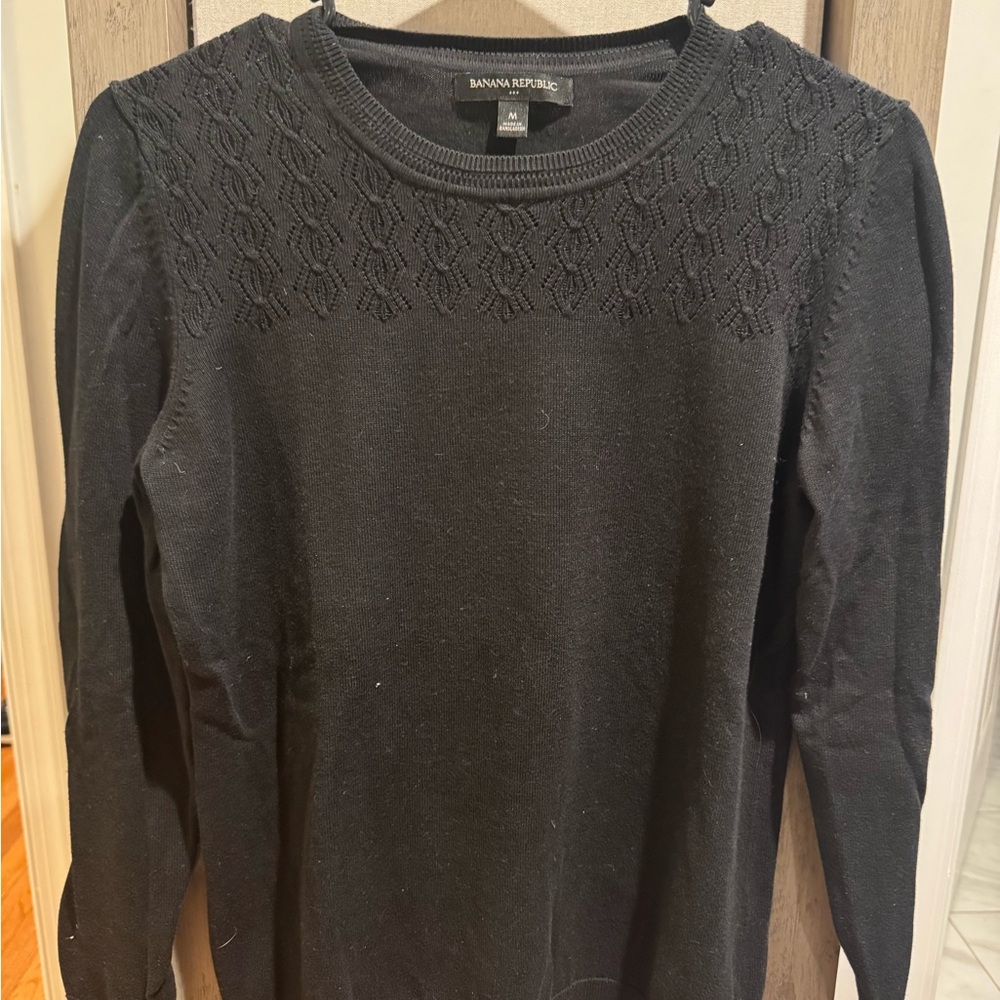 Banana Republic Black Textured Knit Thin Sweater